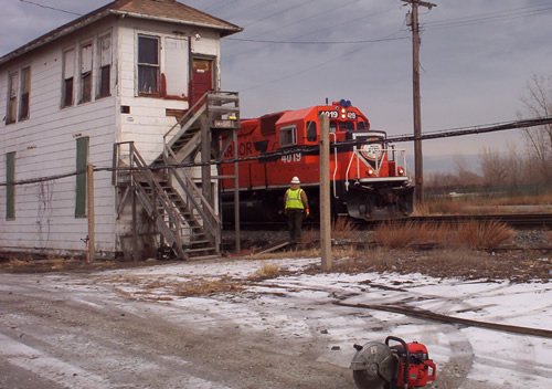 Indiana Harbor Belt Freight Train at Grasselli Tower